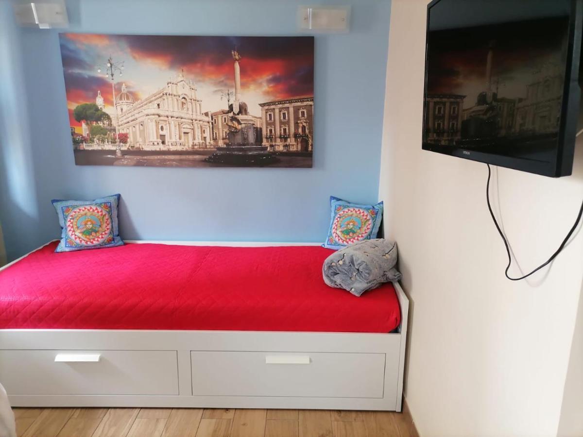 Viky House Apartment Катания Екстериор снимка