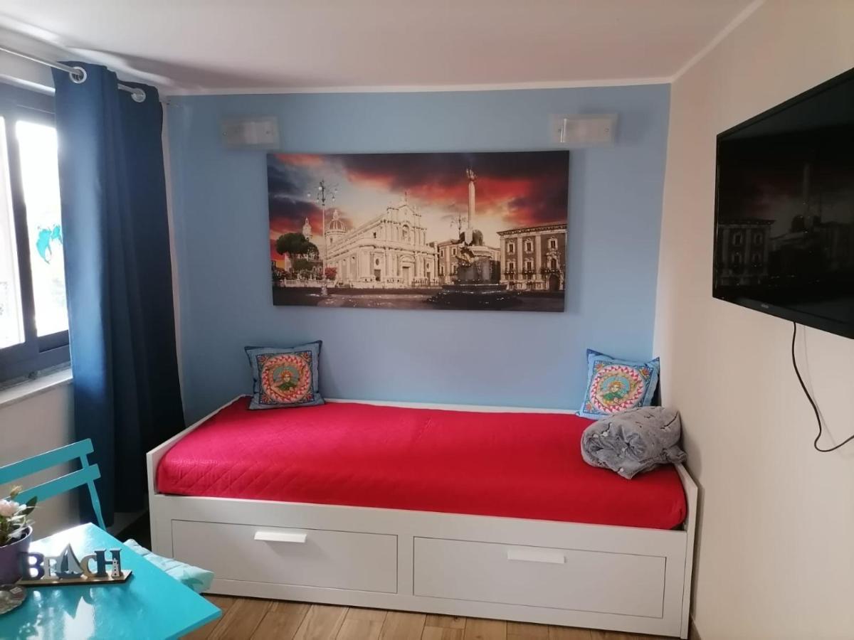 Viky House Apartment Катания Екстериор снимка